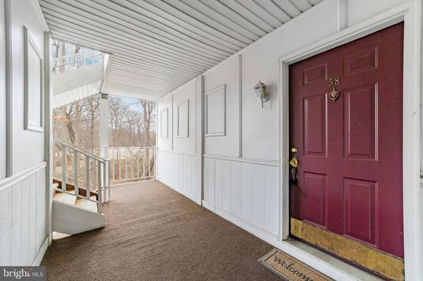 58 CHAMBORD CT, Hamilton, NJ 08619