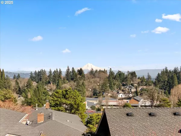 76 CONDOLEA WAY, Lake Oswego, OR 97035