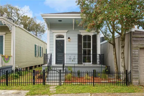 820 ALINE ST, New Orleans, LA 70115