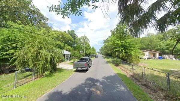 900 W 3RD ST, St Augustine, FL 32084