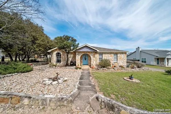 9 Woodhollow, Wimberley, TX 78676