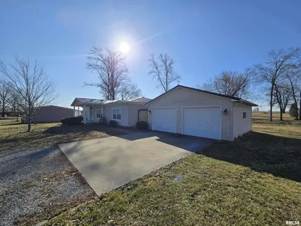 104 Quail Run ST, Woodlawn, IL 62898