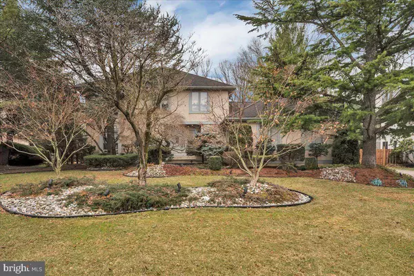 25 COUNTRY WALK, Cherry Hill, NJ 08003
