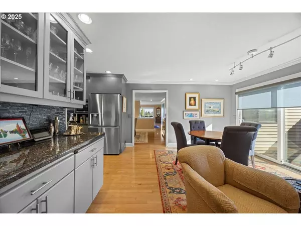 76 CONDOLEA WAY, Lake Oswego, OR 97035