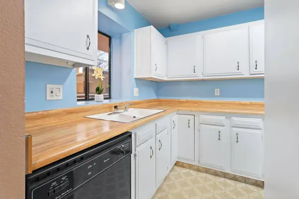 200 P ST #C21, Sacramento, CA 95814