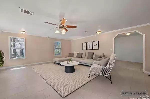 9 Woodhollow, Wimberley, TX 78676