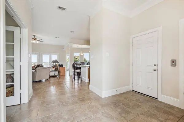 18607 Upper Bay Road RD, Houston, TX 77058