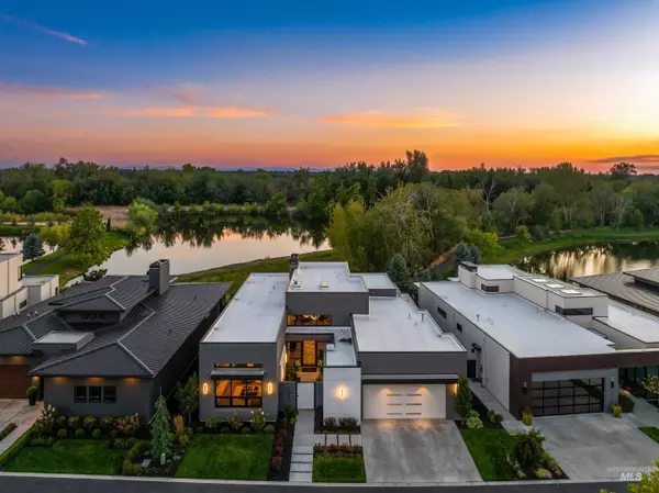 1885 E Lone Shore Ln, Eagle, ID 83616