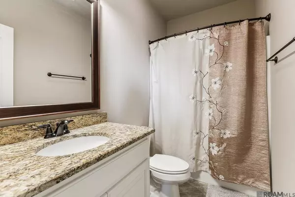 18125 Old Trail Dr, Prairieville, LA 70769