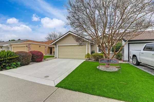 1165 Ravine View DR, Roseville, CA 95661