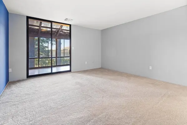 200 P ST #C21, Sacramento, CA 95814