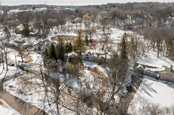 13907 Spring Lake RD, Minnetonka, MN 55345