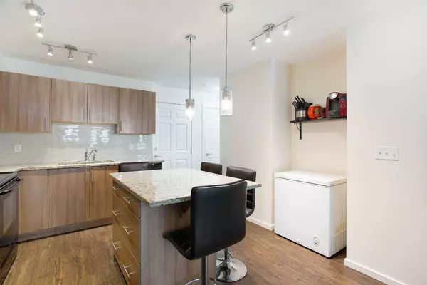 755 Copperpond BLVD SE #4115, Calgary, AB T2Z 4R2