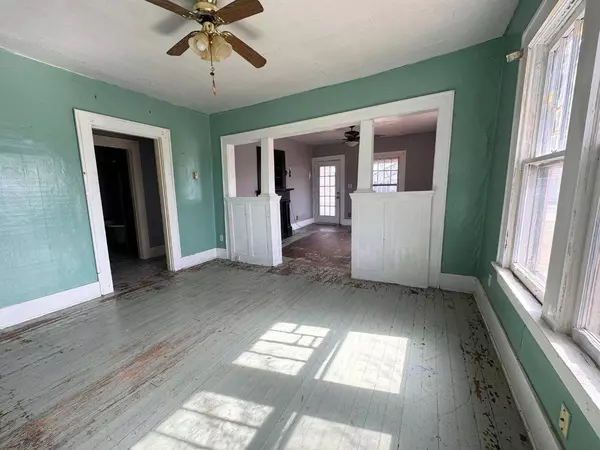 1906 South Ketucky Avenue, Corbin, KY 40701