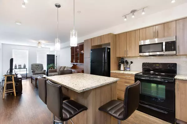 755 Copperpond BLVD SE #4115, Calgary, AB T2Z 4R2