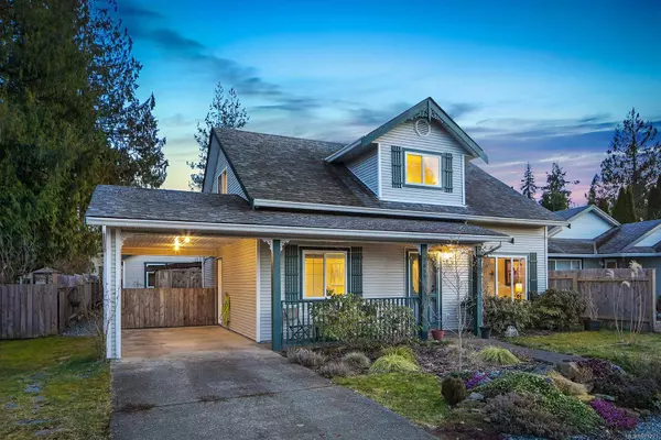 2859 Penrith Ave, Cumberland, BC V0R 1S0