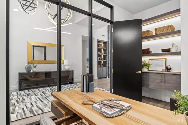 1885 E Lone Shore Ln, Eagle, ID 83616