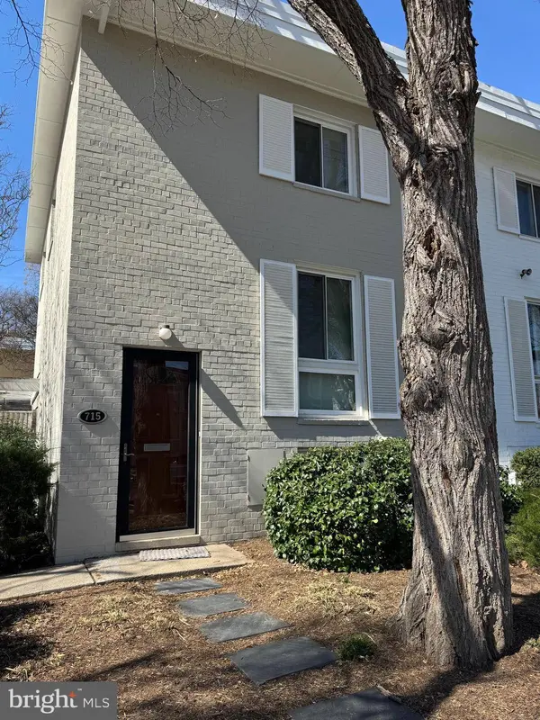 715 3RD ST SW #608, Washington, DC 20024