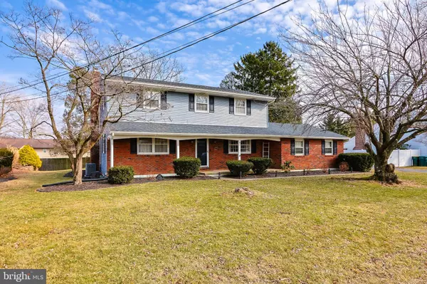 3516 GLEN AVE, Easton, PA 18045