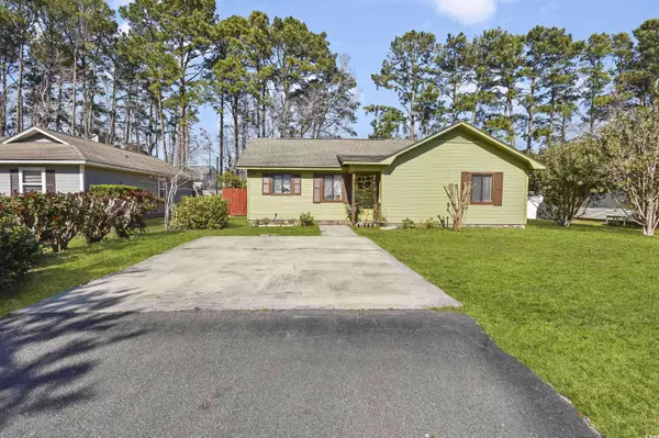 11 Ryan Ln., Myrtle Beach, SC 29579