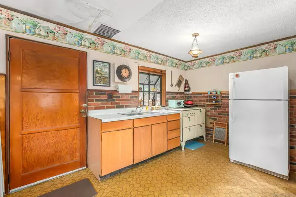 1110 Boiling Springs, Mount Laguna, CA 91948