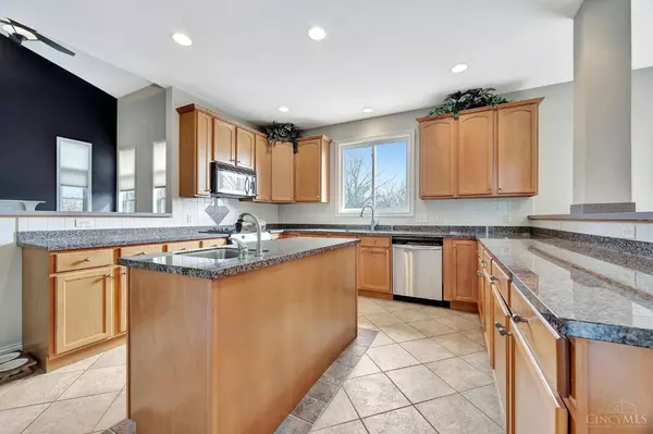 6508 Holloway Dr, Liberty Twp, OH 45044