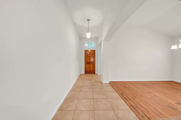 9647 Cafe Ter, San Antonio, TX 78251