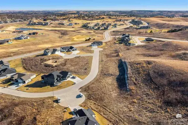 3906 Travers CIR, Manhattan, KS 66503