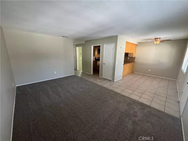 2561 Occidental CIR #140, Riverside, CA 92507
