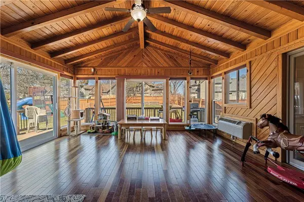 10622 W 116TH TER, Overland Park, KS 66210