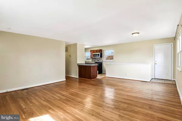 3118 HATCHER ST, Alexandria, VA 22303