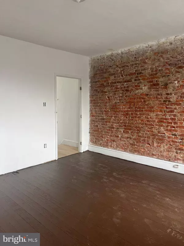 2844 KENSINGTON AVE, Philadelphia, PA 19134