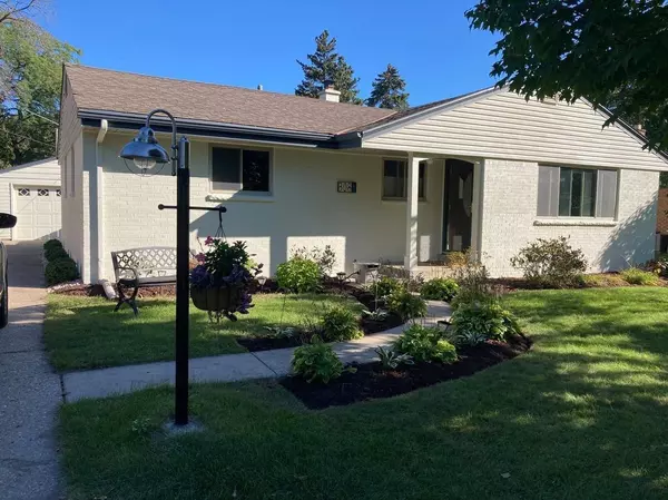 308 W Bayfield, Fox Point, WI 53217