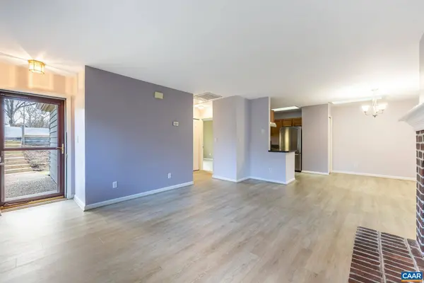 1006 AMBER RIDGE RD, Charlottesville, VA 22901