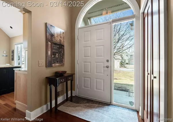 212 Saint Lawrence Boulevard, Northville, MI 48168