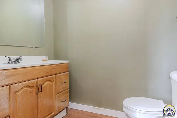 300 Main ST, Mcfarland, KS 66501