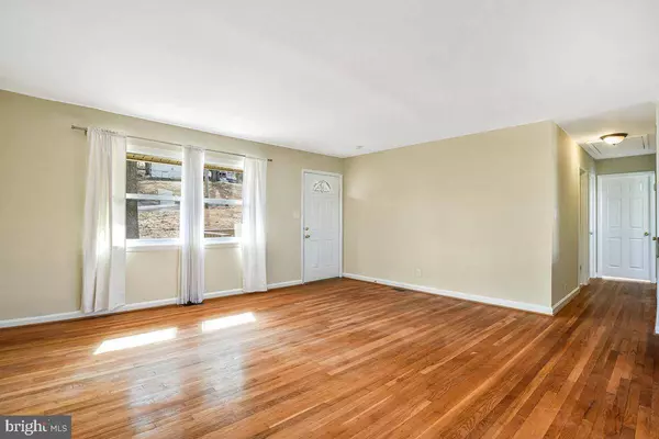 3118 HATCHER ST, Alexandria, VA 22303