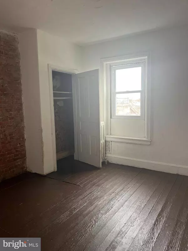 2844 KENSINGTON AVE, Philadelphia, PA 19134