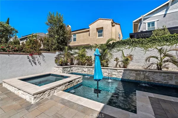 19 Tango LN, Ladera Ranch, CA 92694