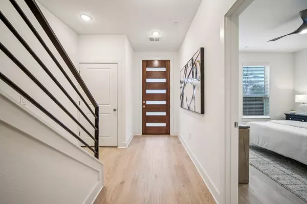 200 W 56th ST #7103, Austin, TX 78751