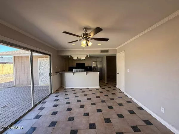 5639 N 46TH Avenue, Glendale, AZ 85301