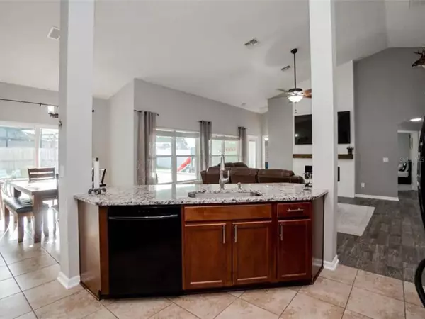 4740 CYPRESS FOREST LN, St Cloud, FL 34772