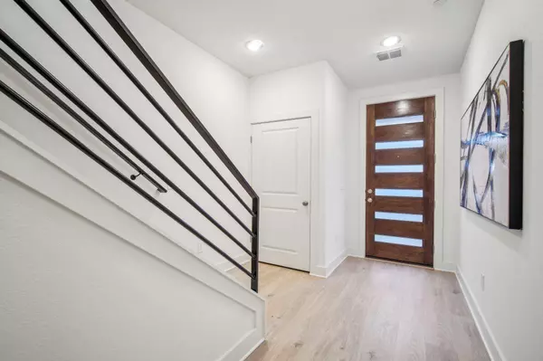 200 W 56th ST #7103, Austin, TX 78751