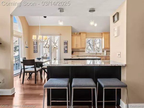 212 Saint Lawrence Boulevard, Northville, MI 48168