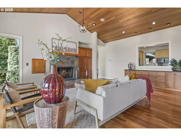 810 NW BRADY RD, Camas, WA 98607