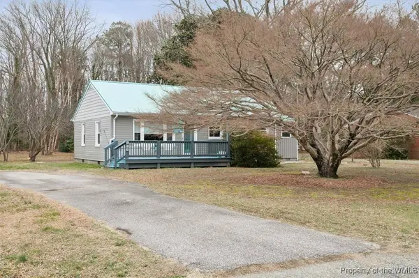 417 Gwynnsville RD, Hudgins, VA 23076