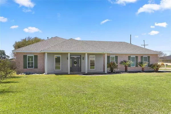 8149 RIVER RD, Waggaman, LA 70094