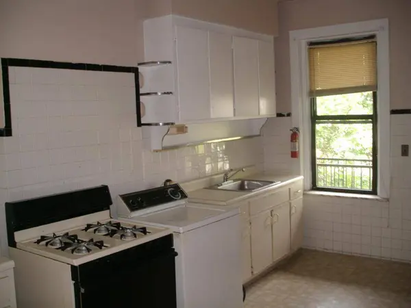 77 Young Ave, Cedar Grove Twp., NJ 07009