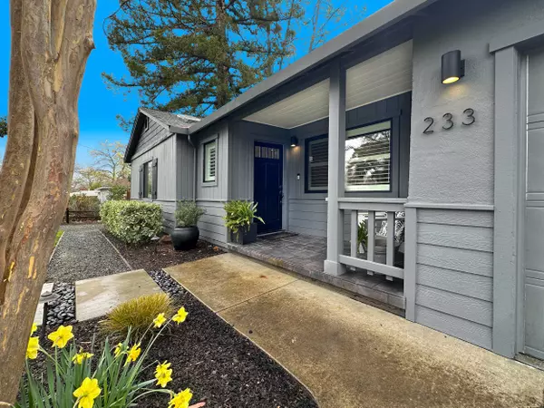 233 Lucinda Ln, Pleasant Hill, CA 94523-4565