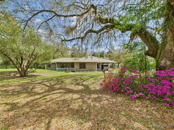 10243 W Pamondeho CIR, Crystal River, FL 34428